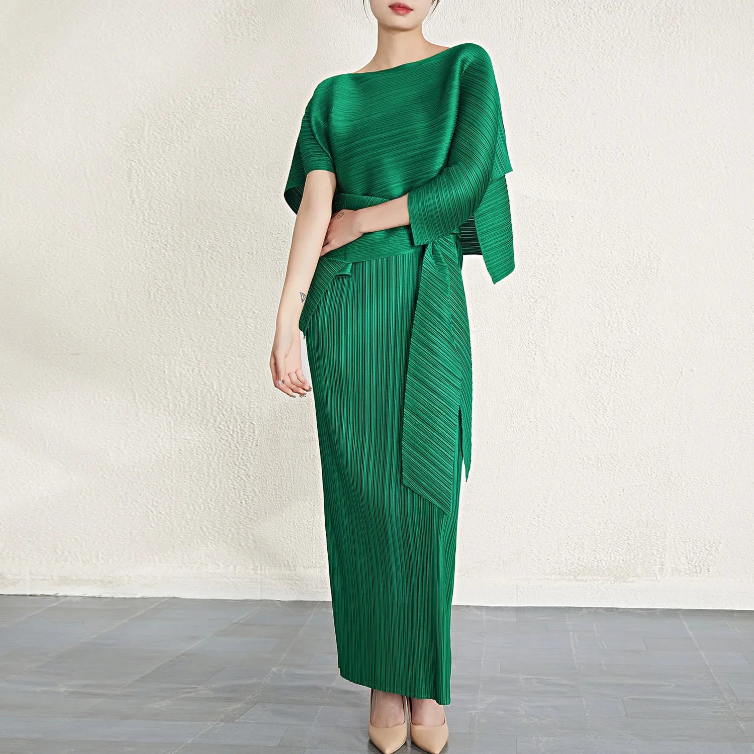 Pleated Two-piece Dress Set